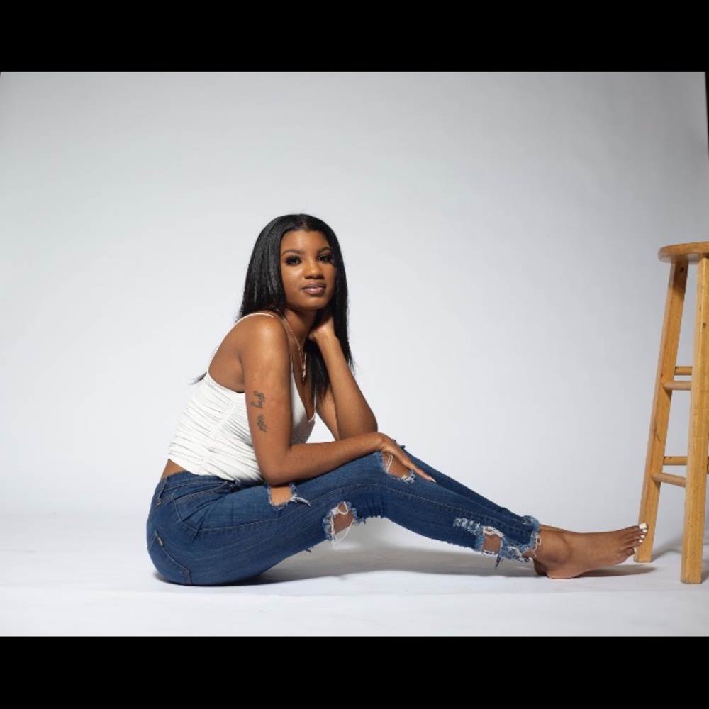 Meet your Posher, Tysee